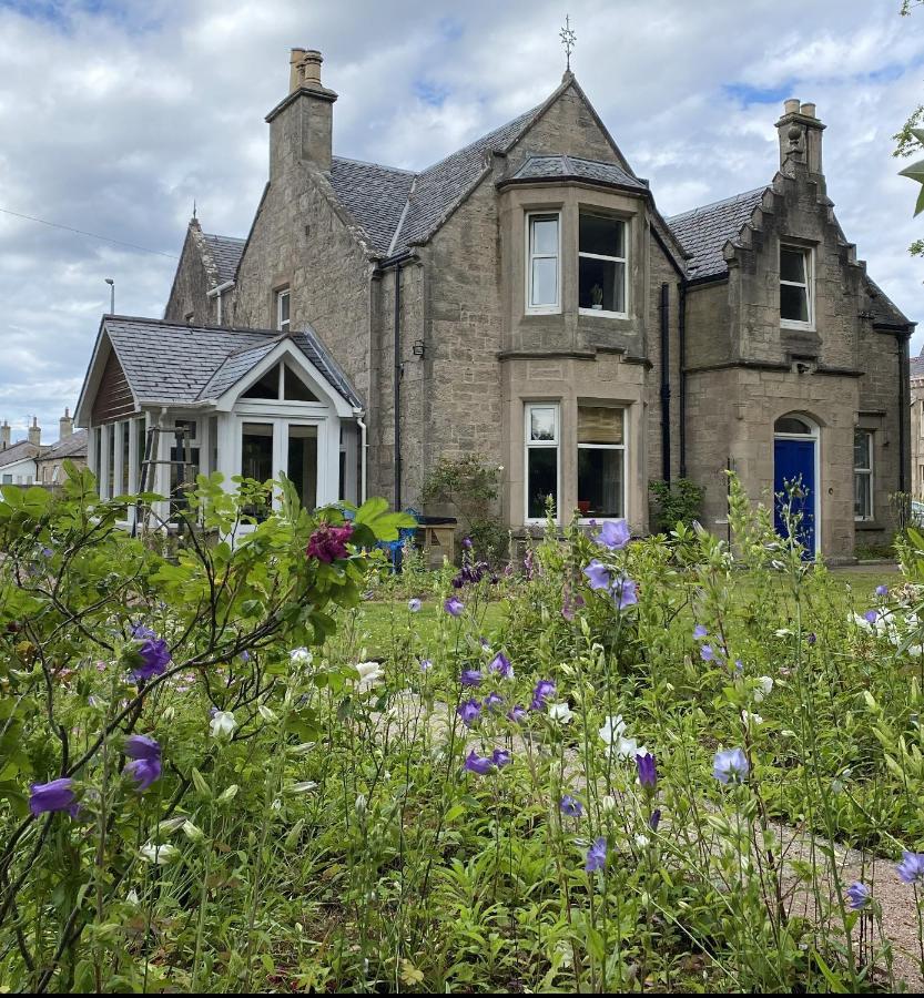 Glen Lyon Lodge Bed And Breakfast Nairn Eksteriør bilde